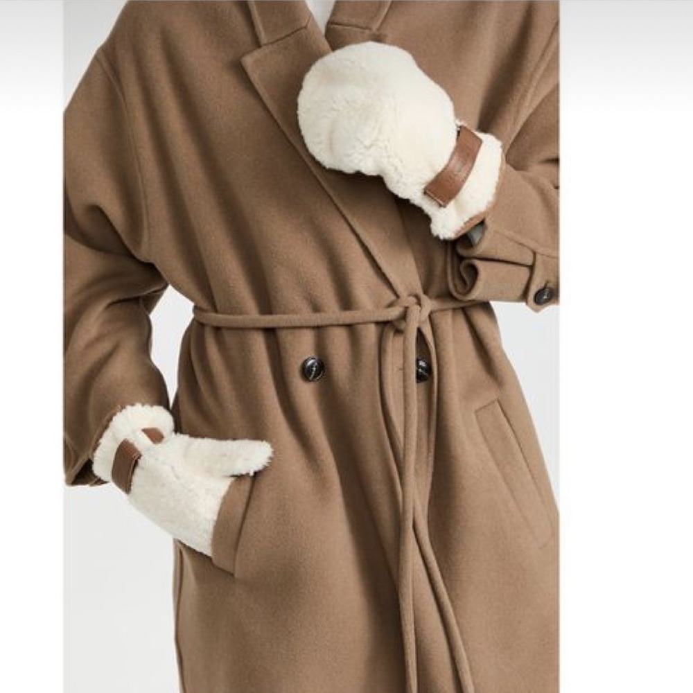 Jacquemus shearling leather mittens - Picture 3 of 9